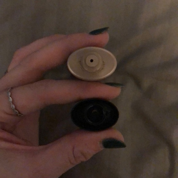 **SOLD**BareMinerals Complexion Rescue - Picture 5 of 5